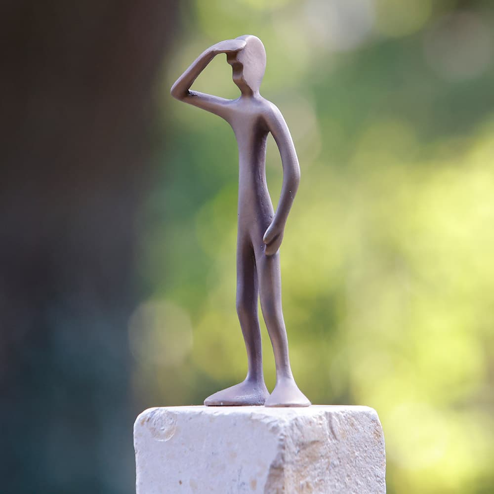 Bronzeskulptur Weitblicker